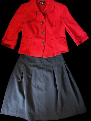 Conjunto Traje Perceptions Petite Blazer Rojo y Falda Negra Talla 8 Petite Falda Cremalleras Foto 1 de 3