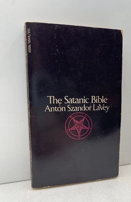 The Satanic Bible 1st Edition 5th Print Anton LaVey Church Of Satan RARE PB Foto 1 de 4