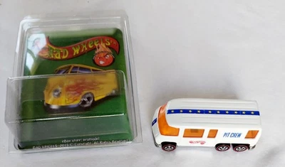 Hot Wheels GMC Motorhome Pit Crew Custom by Paul Rowe promodel - Image 1 of 4