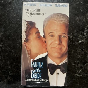 New Sealed VHS Father of the Bride Steve Martin Diane Keaton Martin Short FS! - Picture 1 of 6