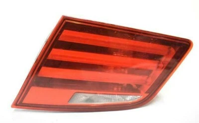 2011 2012 2013 2014 2015 BMW 528i 535i 550i M5 F10 lanterna traseira direita Passeng - Imagem 1 de 4