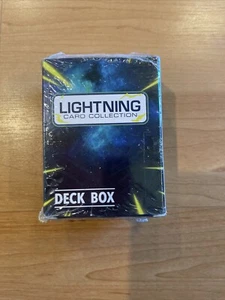 Lightning Karten Sammlung Deck Box für 100 Karten oder 70+ Hüllen NEU Sealed - Bild 1 von 7