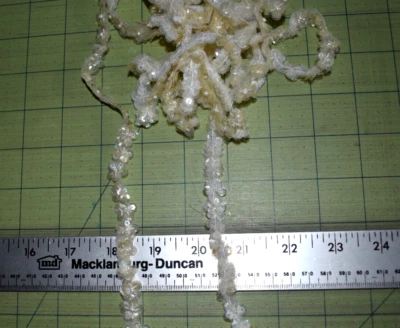 Acabamento de lantejoulas florais off white 2,8 jardas x 1/2 polegadas de largura - Imagem 1 de 2