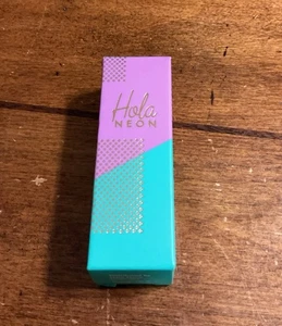Bálsamo labial teñido de neón Hola • Love Me • 0,12 OZ - Imagen 1 de 4