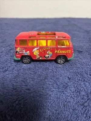 Rare Matchbox Mattel 1998 Peanuts VW Transporter Scale 1:58 - Image 1 of 4