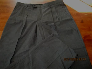 NWT Delta airlines COLLECTION BY CINTAS mens pants grey SZ 37X37 UNHEMED PLEATED - Picture 1 of 8