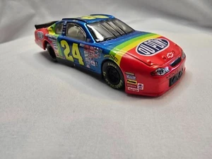 2000 Hasbro 1:43 #24 Jeff Gordon/Dupont Monte Carlo Diecast Car Loose - Picture 1 of 9