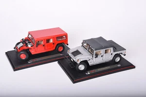 Maisto Diecast Hummer 6.5L Soft Top and Hummer 6.5L Station Wagon - Picture 1 of 11