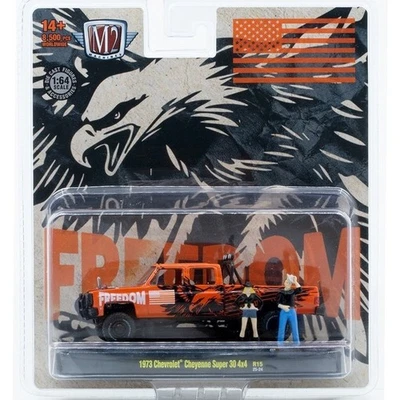 CHEVROLET Cheyenne Super 30 + Figure - 1973 - orange - M2 1:64 - Immagine 1 di 4