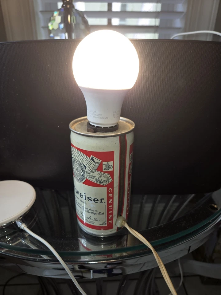 Vintage Budweiser BEER CAN LIGHT Electric Lamp working Perfect - Fast Shipping - Image 1 of 4
