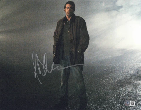 JEFFREY DEAN MORGAN SUPERNATURAL SIGNED 11X14 PHOTO AUTOGRAPHED BECKETT BAS COA Cover