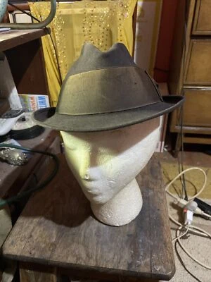 Sombrero de fieltro vintage Dobbs Fifth Avenue New York Fedora talla 7 1/8 Foto 1 de 4