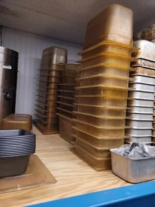 25 Rubbermaid EN 631-1 Kalt und Warm Lebensmittel Aufbewahrung GN1/4 -150 6" Tief 3,7L 4Qt/Deckel - Bild 1 von 5