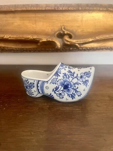 Royal Delft Clog (P101) Porceleyne Fles with Certification c1977 - Picture 1 of 6