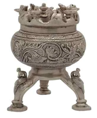 Quemador de incienso de latón con estatua religiosa hindú de vaca Nandi para decoración festiva AN5 Foto 1 de 2