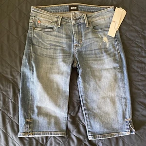 Hudson Womens Viceroy Denim Knee Shorts Destroyed Blue Jeans Flap Pocket 27 New - Picture 1 of 3