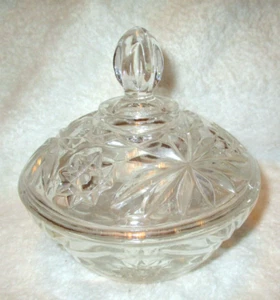 Vintage~Anchor Hocking~Glass Dish with Lid~Prescut Pattern~1970's - Bild 1 von 11
