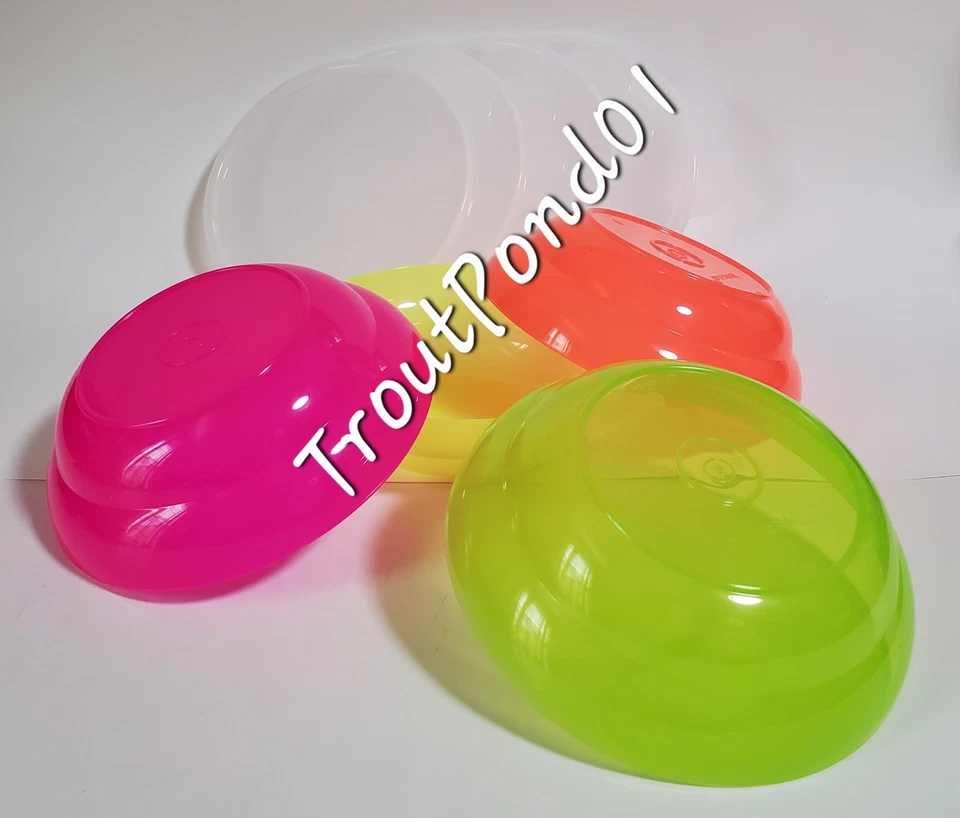 (2) Vtg Tupperware Freezer Storage Container 2-qt Matching Seal Lid 313-1 313-2