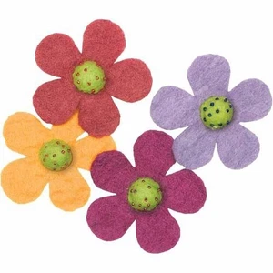 D73327 - * Dimensions Wool Felt - Crazy Daisies - Picture 1 of 1