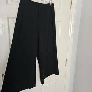 Karen Millen Culottes Trousers Wide Leg Black Cropped Size 10 Split Leg - Picture 1 of 9