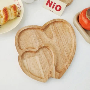 Wooden Tray Heart-Shaped Cheese Board Salad Cake Plate Decoration - Photo 1/9