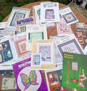 Vintage Mixed Lot Crossstitch Needlepoint Embroidery Patterns And Books... - Picture 1 of 13
