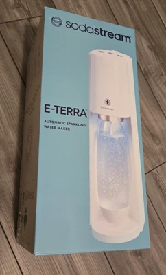 Máquina de agua con gas SodaStream Terra blanca 60L + CO2 + botella nueva sellada nueva en caja Foto 1 de 2
