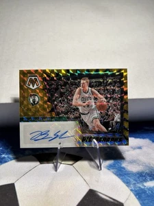 2022-23 Panini Mosaico Oro Brian Scalabrine Automático/10 #PM-SCA Celtics - Imagen 1 de 2