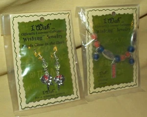 UVA ORECCHINO CHARM BRACCIALE SET NUOVO 2008 DESIDERO GIOIELLI GLOW UNIVERSITÀ VIRGINIA. - Foto 1 di 9