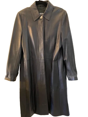 ABRIGO Y CINTURÓN DE CUERO FERRAGAMO DAMAS CUERO NEGRO ~ NUEVO Talla 10 ~ ITALIA $10,500 Foto 1 de 4