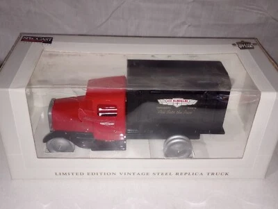 SpecCast 1:18 Scale Ace Hardware Steel Truck Ltd Ed Vintage Collectibles Replica - Image 1 of 4
