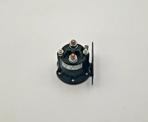 Interruptor relé solenoide Trombetta 684-4851-022-16 48 V 684485102216 (TSC) - Imagen 1 de 2
