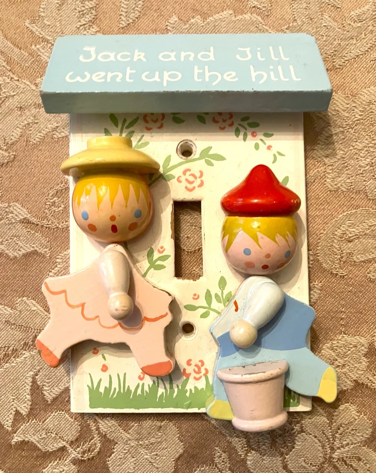 Cubierta de interruptor de luz de madera Darling Vintage Originals por IRMI Jack And Jill  Foto 1 de 1