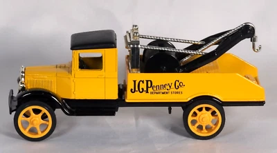 1991 Ertl Coin Bank - 1931 Hawkeye Wrecker - J. C. PENNEY CO DEPARTMENT STORES - Image 1 of 4
