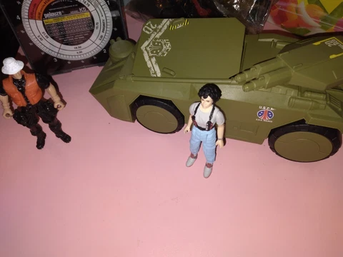 Alien - Xenomorph Attack - Advanced-APC w/ Ripley Cover