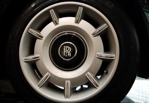 Rolls Royce phantom classic wheels for 1/18 kyosho - Image 1 of 1