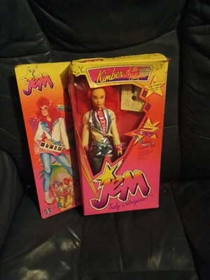 Muñeca Kimber Truly Outrageous 1985 Hasbro #4202 Jem and the Holograms NUEVA Foto 1 de 4