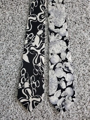Lot of 2 Vintage Silk Ties Don Loper Beverly Hills - Black & Ivory - Image 1 of 4