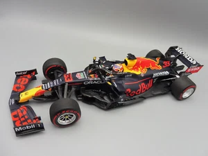 Red Bull Racing Honda RB16B Verstappen 1/18 MINICHAMPS 110211433 Dutch Gp 2021 - Picture 1 of 12