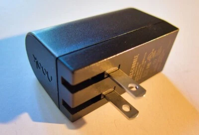 Barnes & Noble Nook AC Adapter BNRP5-1900 5V 1.9A, working - Image 1 of 4