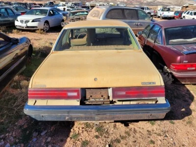 Tapa maletero Buick Apollo 1975-1979 Foto 1 de 4