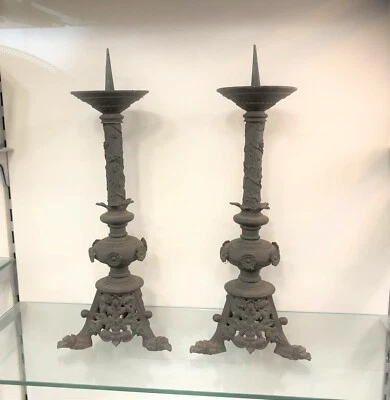 Ancienne paire de pique cierge Bronze 19eme Décor GOTHIQUE chimère Bougeoir 52cm - Photo 1/4