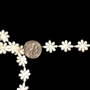 Daisy Lace Trim Rococo Ribbon Trim Venice Lace Trim Rayon 1/2" Beige 5 yds #E20 - Picture 1 of 1
