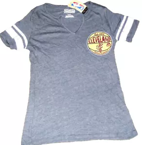 Cleveland Cavaliers Cavs Womens V-Neck Majestic T-Shirt Top sz. Small New NBA - Picture 1 of 3