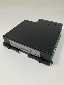Módulo de relé universal GE Multilin UR 8FH CT/VT fase CTs: 3-1A/5A tierra: 1A/5A - Imagen 1 de 6