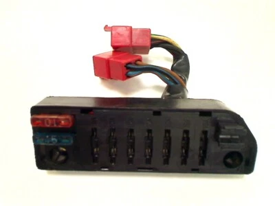 caja de relés fusibles para HONDA CBR 1000 F 1987-1988 usado 148897 - Imagen 1 de 4