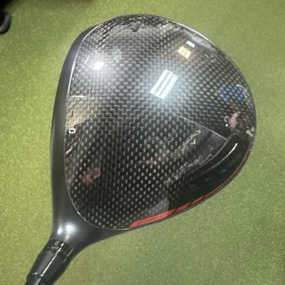 Driver de carbono 2025 Wilson DYNAPWR 10.5 LINQ vermelho 5F2 - Imagem 1 de 4