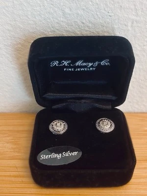 R.H. Macy & Co .925 Sterling Silver Bridge Diamond Cluster Earrings 1/10 CTTW - Image 1 of 4