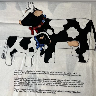 Panel de tela de vacas de campo vintage con estampado Cranston funciona "Hasta que las vacas lleguen a casa". Foto 1 de 4