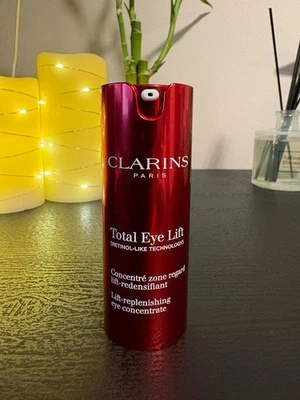 娇韵诗 Total Eye Lift Concentrate 0.5 盎司/15 毫升 可充电 - 可重复充装 无盒 — 第 1/2 张图片